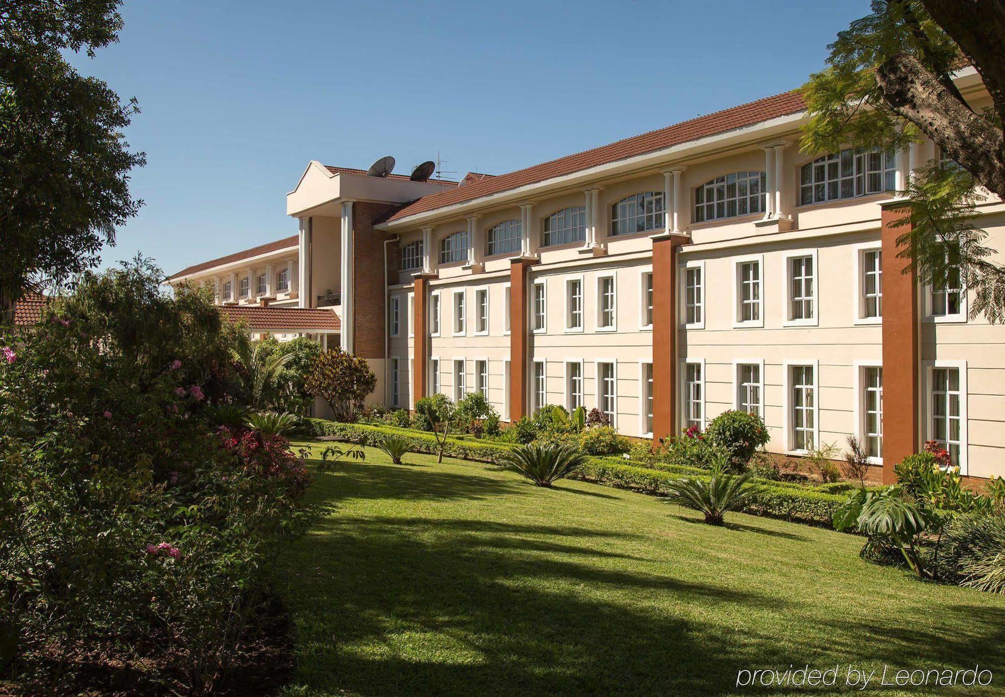 Protea Hotel By Marriott Blantyre Ryalls Exterior foto